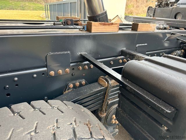 Трьохсторонній самоскид MAN TGS 26.540 6x4 3-Seitenkipper KRAN 19m FUNK