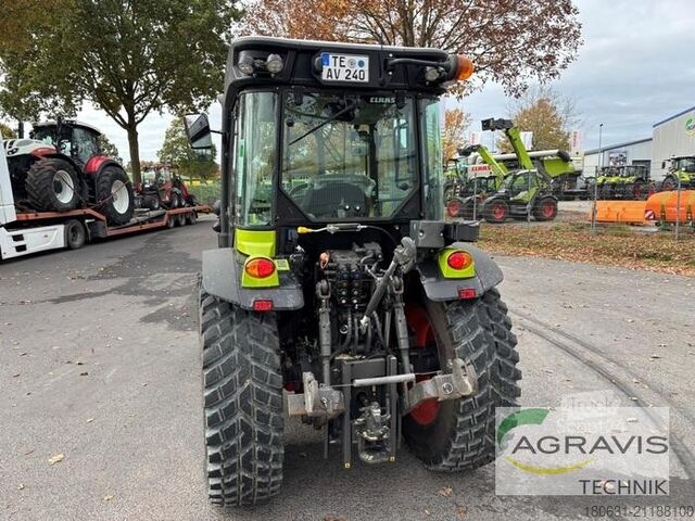 Traktor Claas NEXOS 240 L