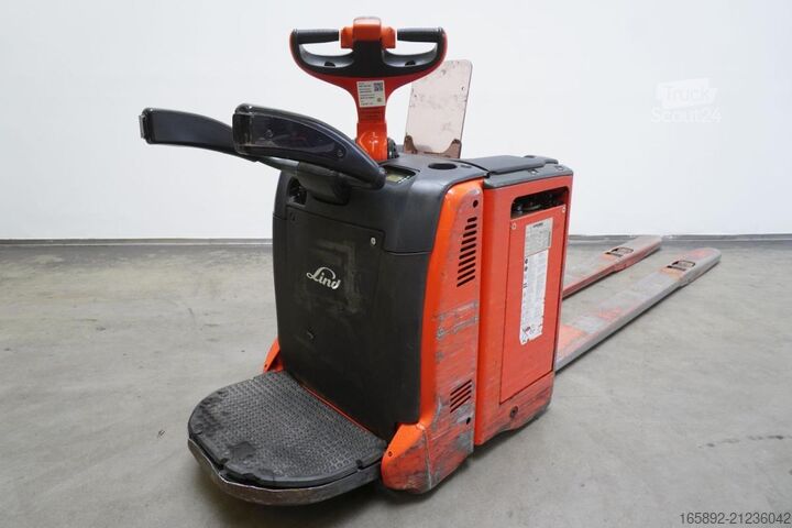 Stovintis elektrinis padėklų vežimėlis Linde T 20 AP 131