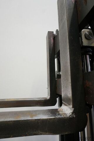 šakinis krautuvas Linde E 20 PH EVO 386-02