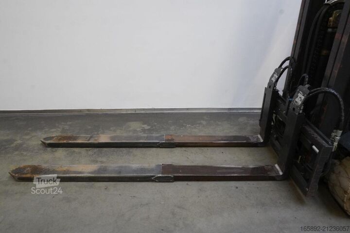 šakinis krautuvas Linde E 18 PH EVO 386-02