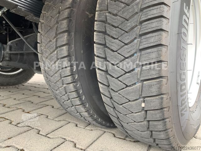 Camion bâché IVECO Daily 70C18A8 SCHIEBEPLANE LBW 1500kg AHK KLIMA