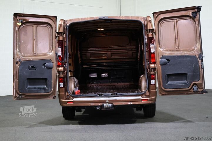 Panel van Opel Vivaro 1.6 CDTI L2 H1 Airco Navigatie Camera 2x...