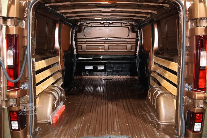 Panel van Opel Vivaro 1.6 CDTI L2 H1 Airco Navigatie Camera 2x...