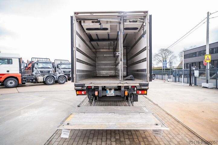 Transport réfrigéré/congélé RENAULT MIDLUM 220 DXI // CARRIER MULTI TEMP+DHOLLANDIA