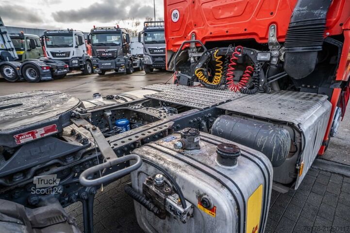 Standard tractor MERCEDES ACTROS 1843 LS