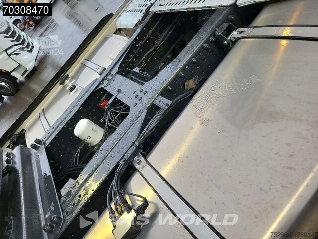 Standard tractor Iveco S-Way 500 4X2 NEW! 2xTanks Standklima LED Navi