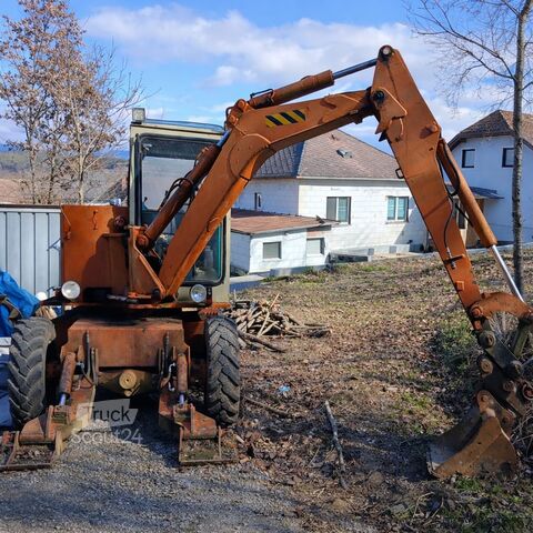 колесен багер Schaeff HLM30