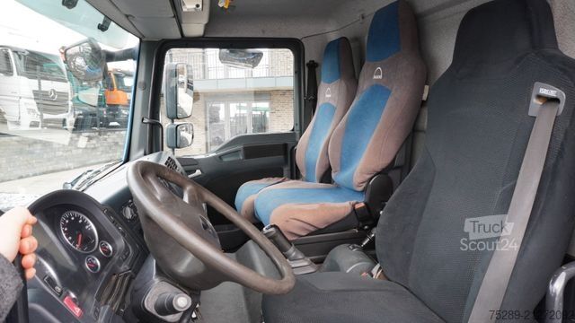 Three-way tipper van MAN TGL 8.220 Kipper Dreiseitenkipper Meiller Aufbau