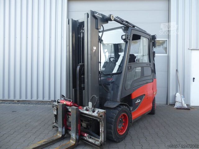 رافعة شوكية أمامية Linde E50HL-01