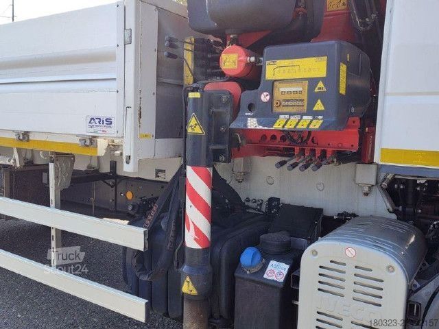 Camion plateau IVECO ML180E30