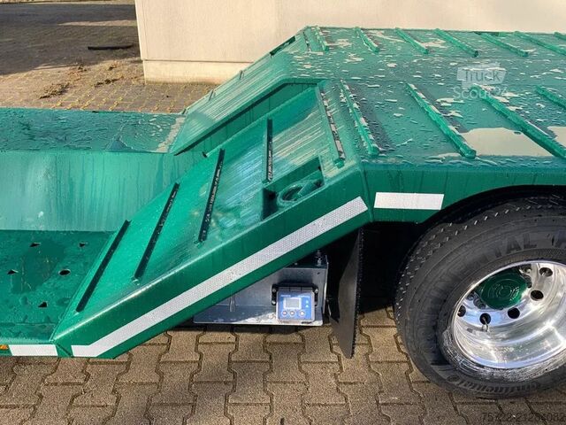 Încărcător redus PAVIC 2-Achs Forstmaschinen Tieflader Typ: STLT2Z 2-A...