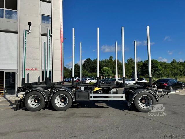 Transportator de lemn PAVIC HTA 27 68Z Luft/Luft 3-Achser Zwilling Schemel ...