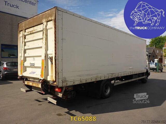 Kufr Volvo FL 220