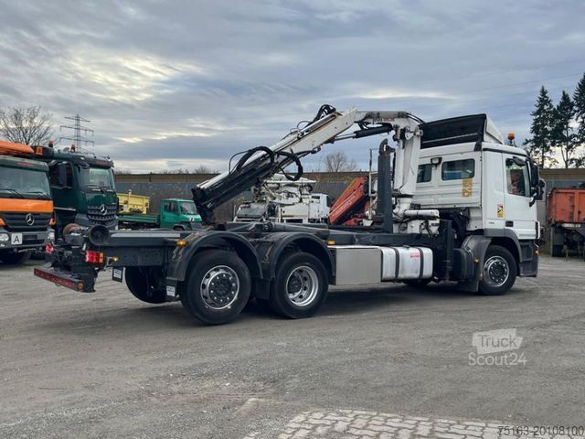 Abrollkipper MERCEDES-BENZ Actros 2541 L6x2 Abrollkipper mit Kran Funk+Grei