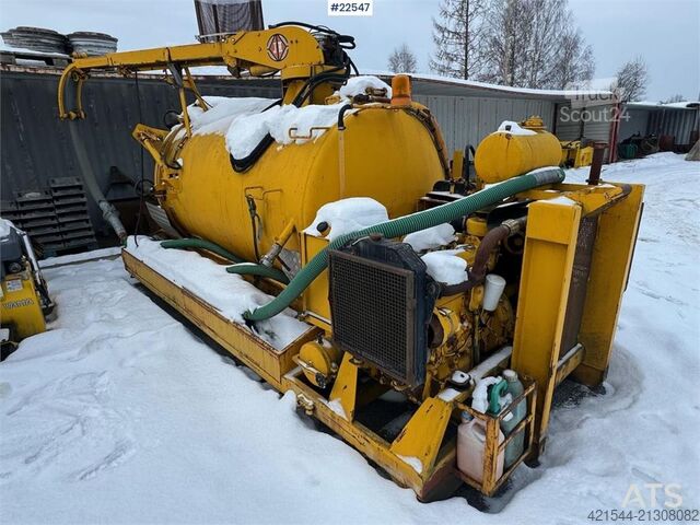 Aspirator cu vid pe platformă cu cârlig  Vakuumsuger på krokflak