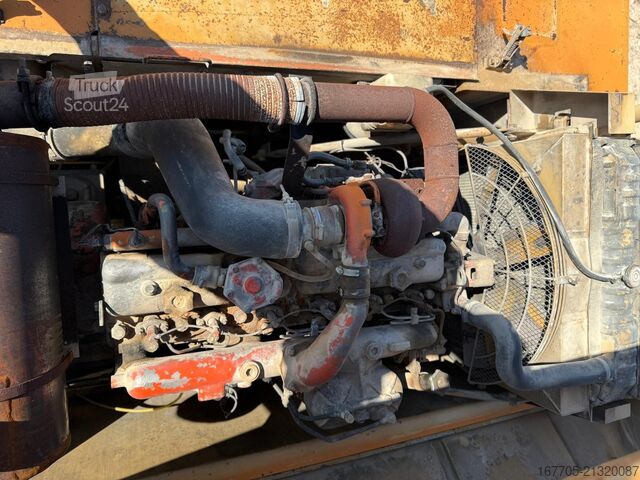 Excavadora sobre orugas Fiat-Hitachi FH 300 T