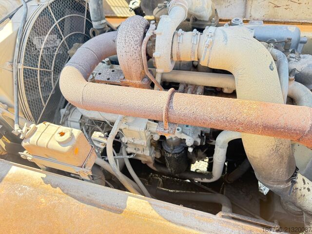 Excavadora sobre orugas Fiat-Hitachi FH 300 T