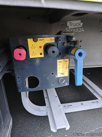 Naczepa otwarta z plandeką Schmitz Cargobull S01 QuickSlide Liftachse Palettenanschl