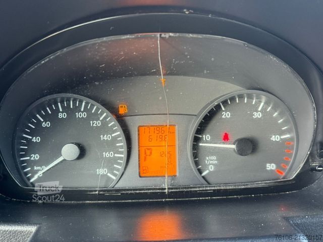 Transporter mit Koffer MERCEDES-BENZ Sprinter 516 CDI Koffer mit Ladebordwand *L 4,80