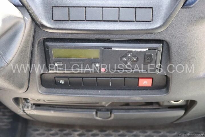 Kleinbus Iveco INDCAR Mobi/ Airco  / Automatic gearbox / Engin...