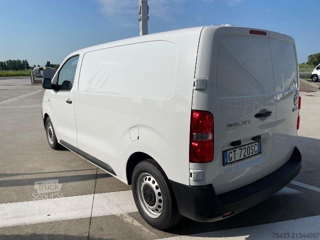 Panelová dodávka Fiat SCUDO L2H1 1.5 120CV