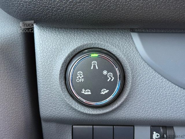 Kastenwagen Peugeot EXPERT L2H1 2.0 120 EAT 8