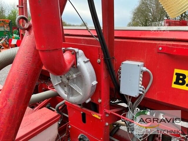 Einzelkornsägerät Becker AEROMAT 6