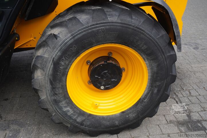 Telelader JCB 535-95 / 3.5 T / range 9.5 m / joystick