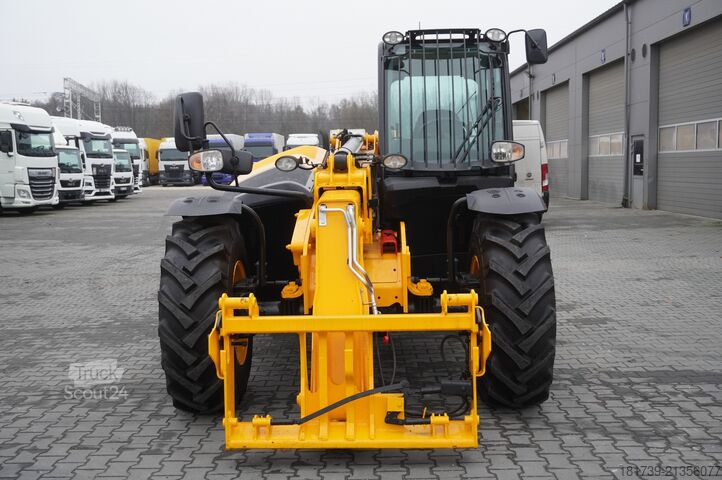 Telelader JCB 535-95 / 3.5 T / range 9.5 m / joystick