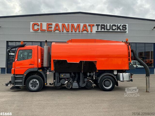 Veegmachine Mercedes-Benz Axor 1833 4x4 Schörling SORF Schienenreinigungs...