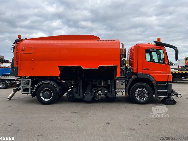 Veegmachine Mercedes-Benz Axor 1833 4x4 Schörling SORF Schienenreinigungs...