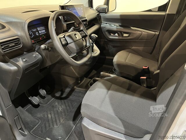 Універсал з високим дахом Opel Combo 1.2 PureTech 110 PK L1 BENZINE / Euro 6 /...