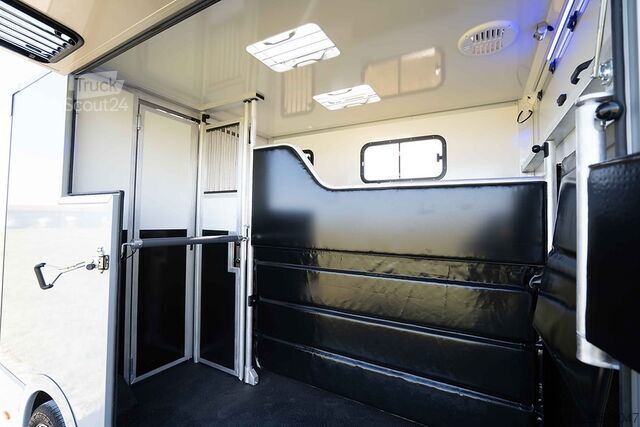 Camión de ganado Renault Master Pferdetransporter 2 Ride Automatik 170PS