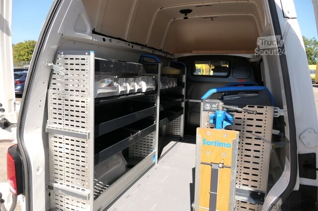 Umpikorja-auto VW T6.1 Transporter 2.0 TDI 4Motion Hochdach lang Werkstatteinbauten CoC KLIMA