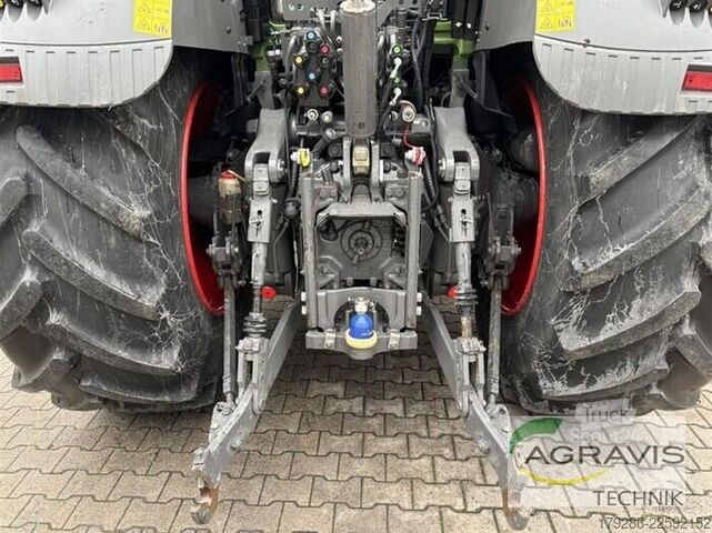 Tracteur Fendt 828 VARIO S4 Profi Plus