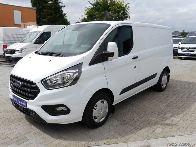Umpikorja-auto FORD Transit Custom Kasten 300 AHK-2500kg/Teilleder