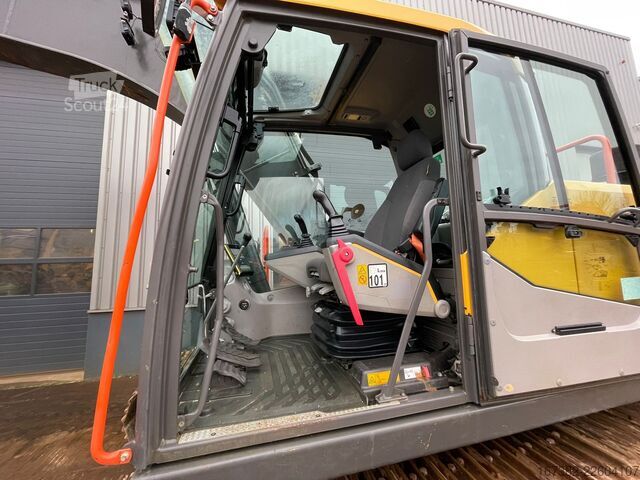 Goseniški bager Volvo EC160ENL