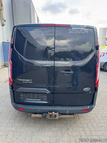 Panelová dodávka Ford Transit Custom **EURO 6-AC-77KW**