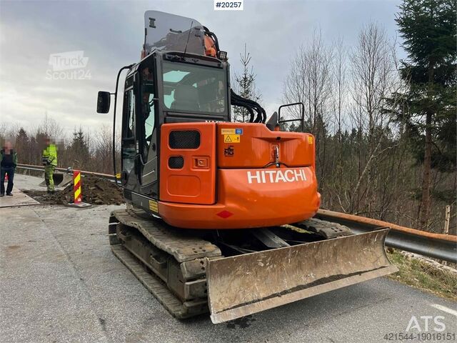 Koparka gąsienicowa Hitachi zx85us-6 excavator w/ rototilt, sanding bucket, di