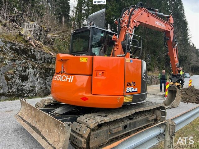 Koparka gąsienicowa Hitachi zx85us-6 excavator w/ rototilt, sanding bucket, di