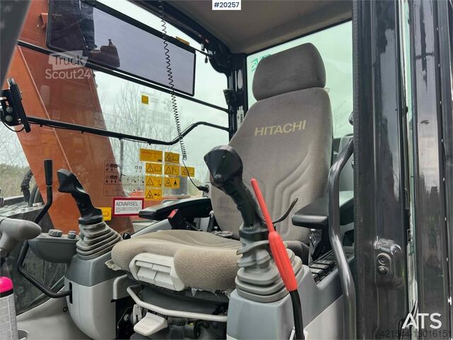 Koparka gąsienicowa Hitachi zx85us-6 excavator w/ rototilt, sanding bucket, di