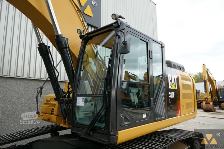 ερπυστριοφόρος εκσκαφέας Caterpillar 330FL
