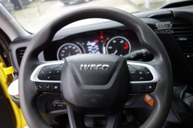 Pick-up furgonas iveco Daily 2,3d Pritsche DoKa KLIMATR/STDHZG/AHK/NAVI