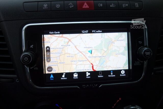 Furgonetka pick-up iveco Daily 2,3d Pritsche DoKa KLIMATR/STDHZG/AHK/NAVI