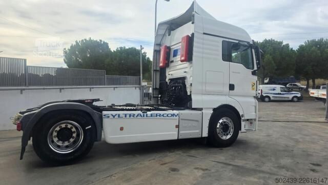 Τυπική μονάδα τράκτορα MAN TGX 18.500