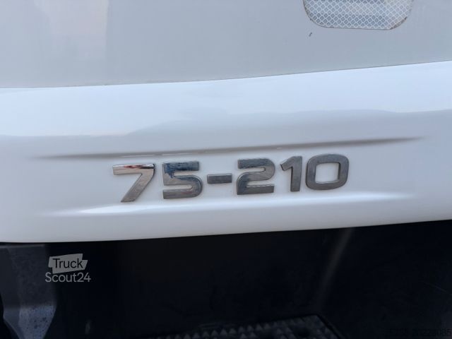 Dodávka s plachtovou bočnicou IVECO EuroCargo 75E21 Pritsche+Plane+LBW/Klima/3-Sitze