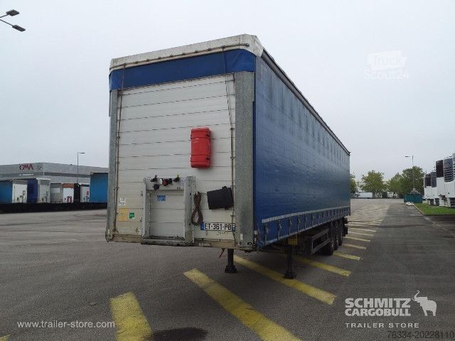 Semi-remorque bâchée Schmitz Cargobull Semitrailer Curtainsider Standard
