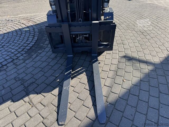 Etukuormaaja trukki Doosan D30S-9