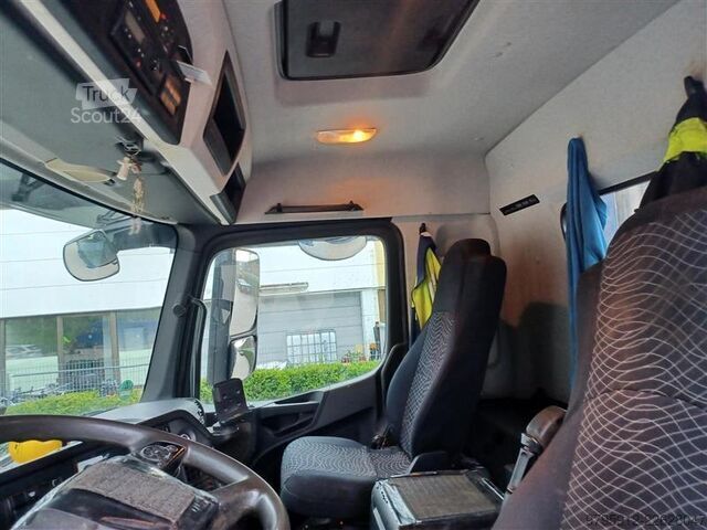 Savivartis su kranu Mercedes-Benz AROCS 2543